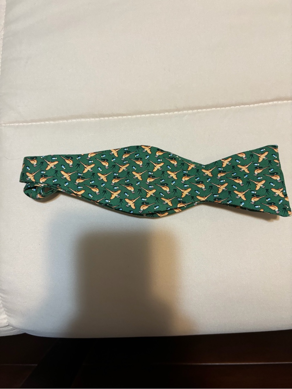 Vineyard Vines Bow tie